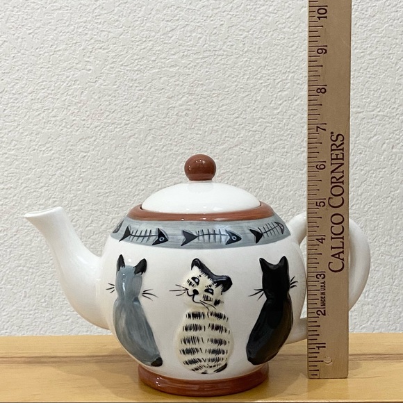 Vintage Hand painted Cat Ceramic Teapot - Picture 7 of 11